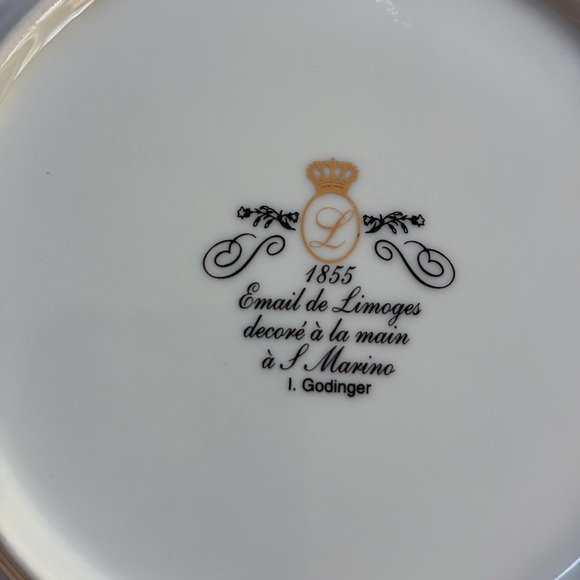 Set of 4 Porcelain 1855 Limoges Renaissance collection plates 7.75” dessert - Picture 4 of 14